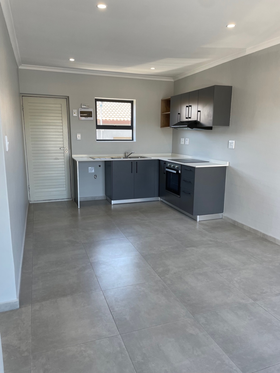 2 Bedroom Property for Sale in Parklands East Western Cape